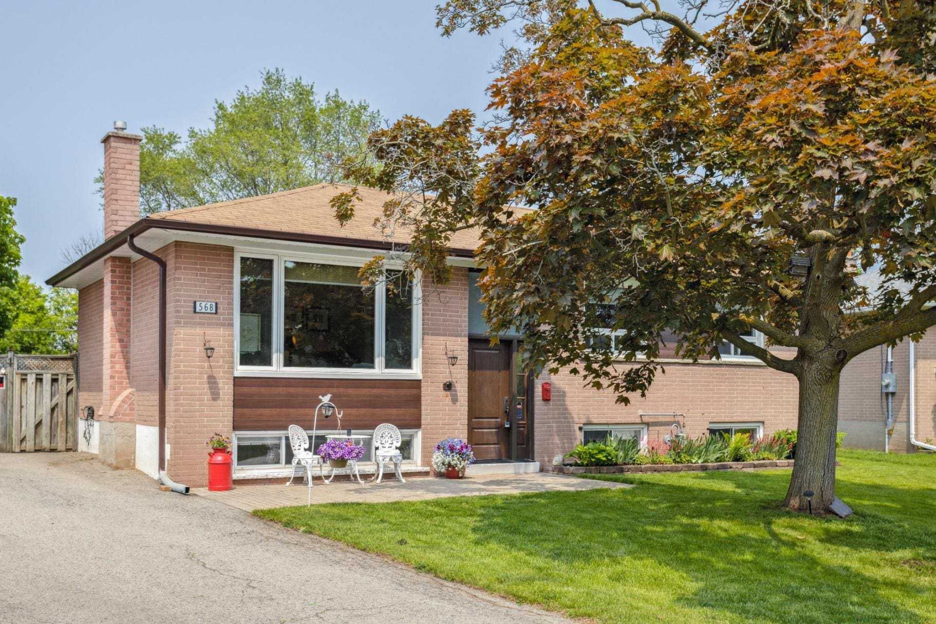 568 Sherin Dr