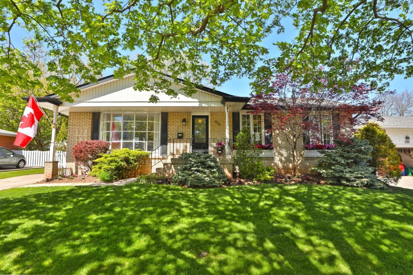 609 Woodview Road, Burlington
