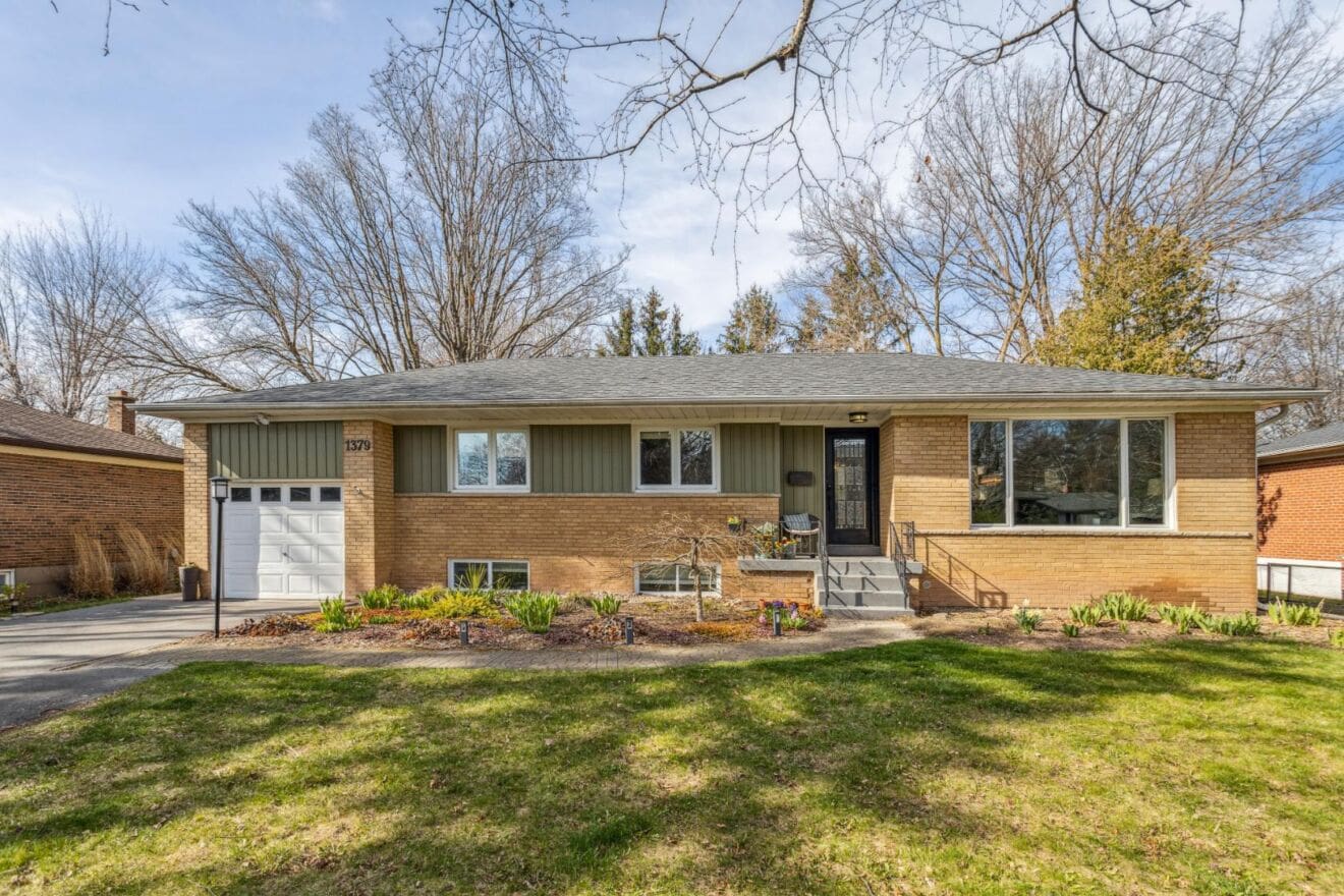 1379 Willowdown Road, Oakville